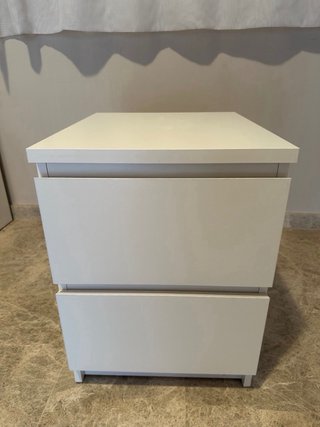 Mesitas de noche blancas MALM