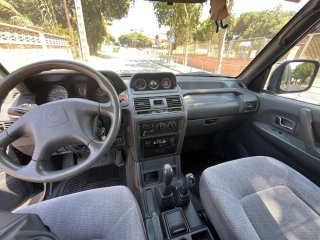 Mitsubishi Montero 1999