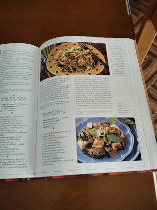 El Libro esencial de la cocina asiática