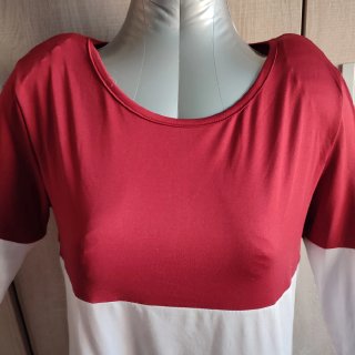 Vestido elástico blanco y granate Talla L