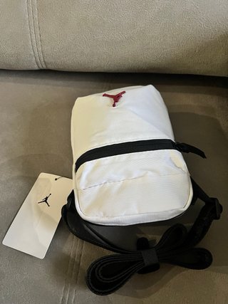 Bandolera nike air Jordan Blanca Nueva