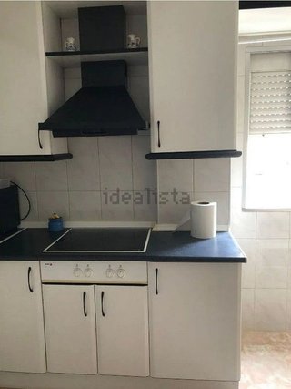 Piso en alquiler en Los Ángeles - Cruz de Caravaca en Almería