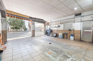 Local comercial en venta en Maracena