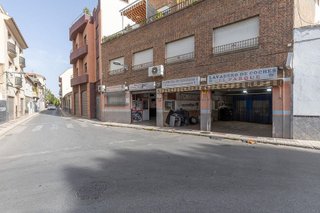Local comercial en venta en Maracena