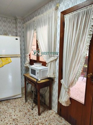 Edificio en venta en Fraternidad en Elda
