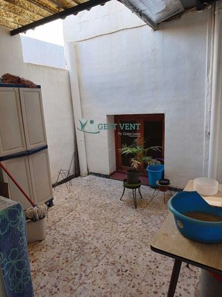 Edificio en venta en Fraternidad en Elda