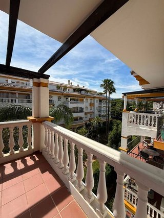 Piso en venta en Nueva Andalucía centro en Marbella