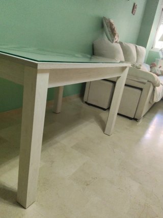 Mesa de centro de cristal y madera