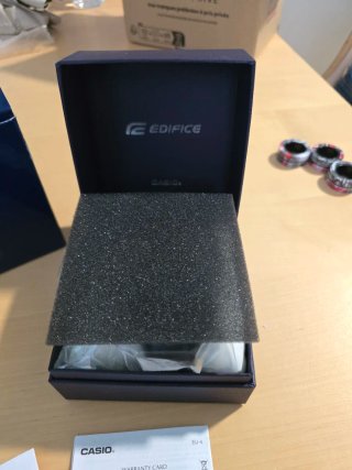 Casio Edifice EFS-S640DC Reloj Cronógrafo Solar