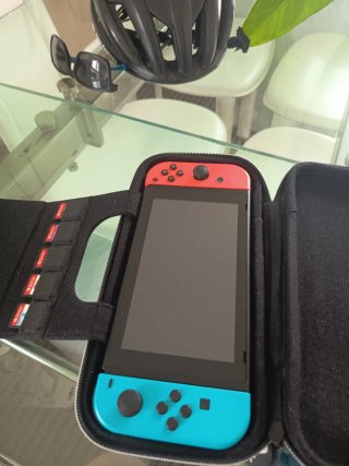 Nintendo Switch + Nintendo Switch Sports