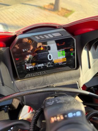 Honda CBR600RR 2025 - 4.400km
