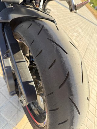 Honda CBR600RR 2025 - 4.400km