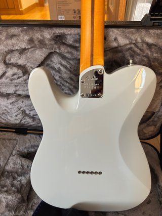 Fender Telecaster American ULTRA II MN AVL