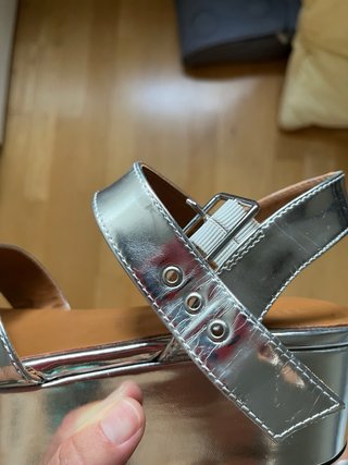 Sandalias plateadas con plataforma