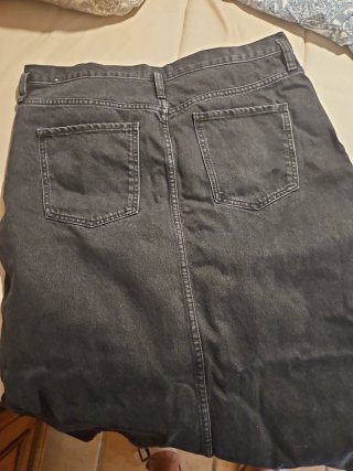Falda vaquera negra Mango Talla M