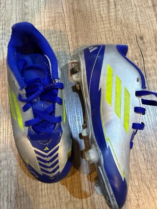 Botas de fútbol Adidas niño talla 30