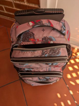 Mochila Totto con ruedas y estampado