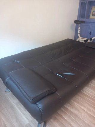 Sofá cama 3-4 plazas piel negro