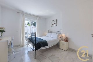 Casa adosada en alquiler en Los Naranjos - Las Brisas en Marbella