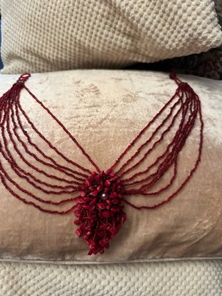 Collar de cuentas  imita el coral rojo