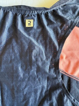 Camiseta Domyos azul marino y rosa