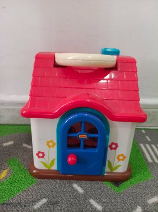 Casita de juguete Tolo
