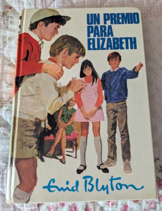 Dos libros de Enid Blyton