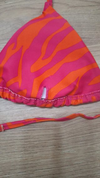 Parte de arriba bikini estampado cebra