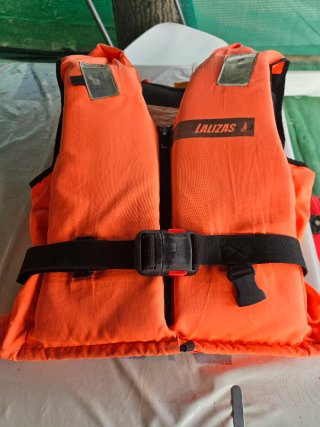 Zodiac Duomar 2,50 + Yamaha 4cv + Accesorios