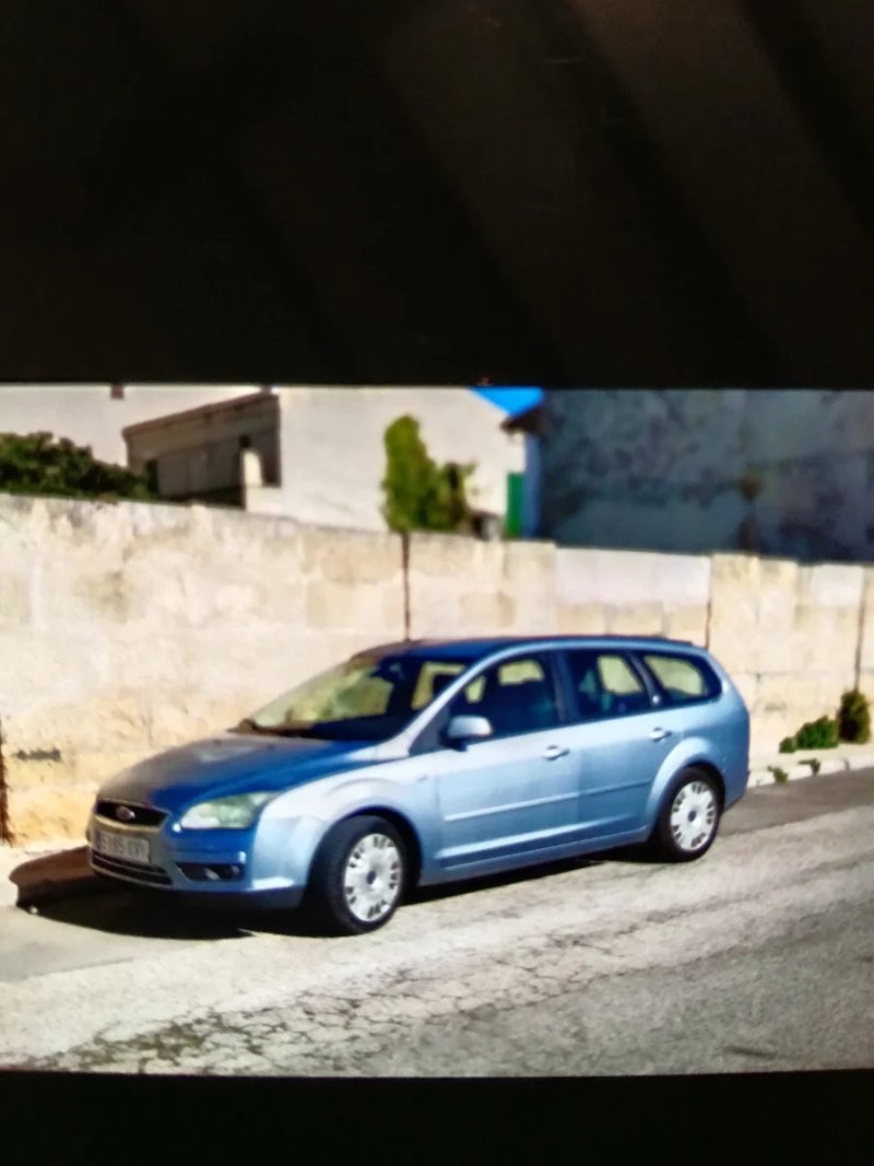 Ford Focus 2005 - foto 1