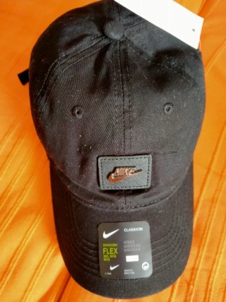 Gorra Nike Classic99 Negra+gafas