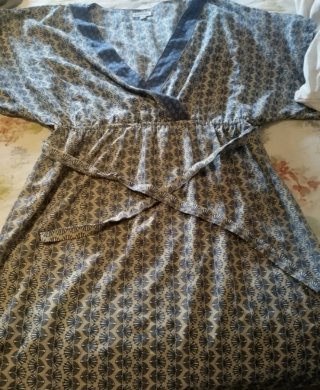 Lote Vestidos cortos de mujer.