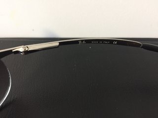 Gafas de sol Ray-Ban plateadas y negras