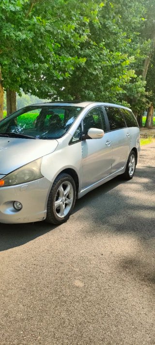 Mitsubishi Grandis 2007