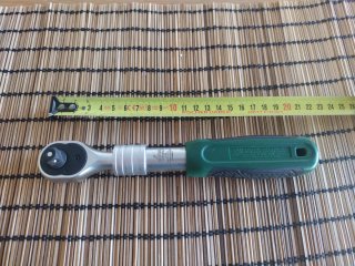 Carraca extensible Parkside 3/8 + vasos 15, 16, 17