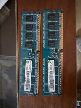 2x Memoria RAM 1GB DDR2 PC2-6400U