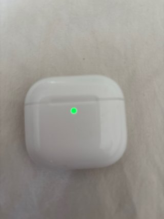 AirPods 4