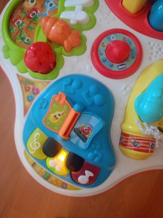 Mesa Multiactividades Chicco Bilingüe