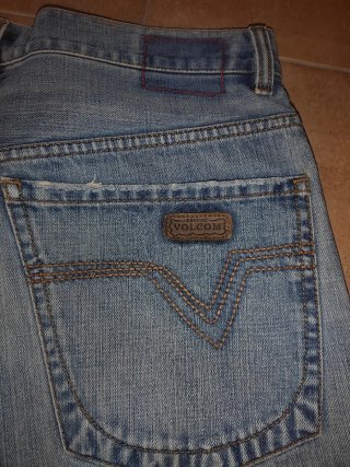 Pantalón corto vaquero Volcom.