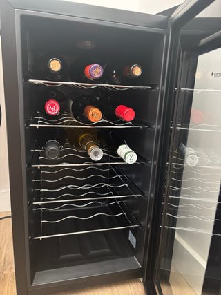 Vinoteca 18 botellas