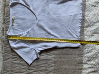 Camiseta Pull&Bear blanca canalé cuello pico