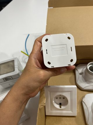 Enchufes e interruptores varios
