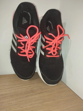 Zapatillas Adidas Running Negras y Rosas