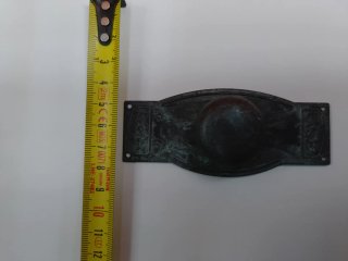 Tirador de puerta antiguo bronce