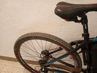 Bicicleta Montaña 29er INDUR Negra/Roja