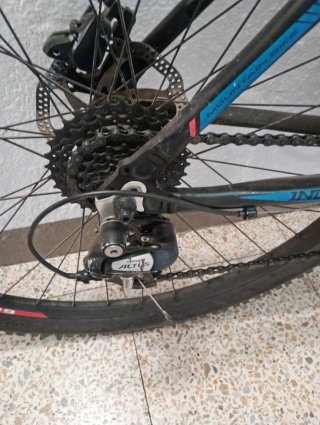 Bicicleta Montaña 29er INDUR Negra/Roja