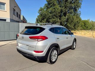Hyundai Tucson 2015 PEGATINA C UNICO DUEÑO 175€/ME