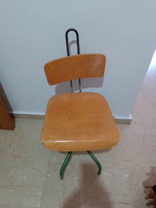 Silla de trabajo joyero madera y metal