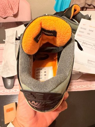 Jordan 4 Undefeated