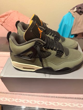Jordan 4 Undefeated